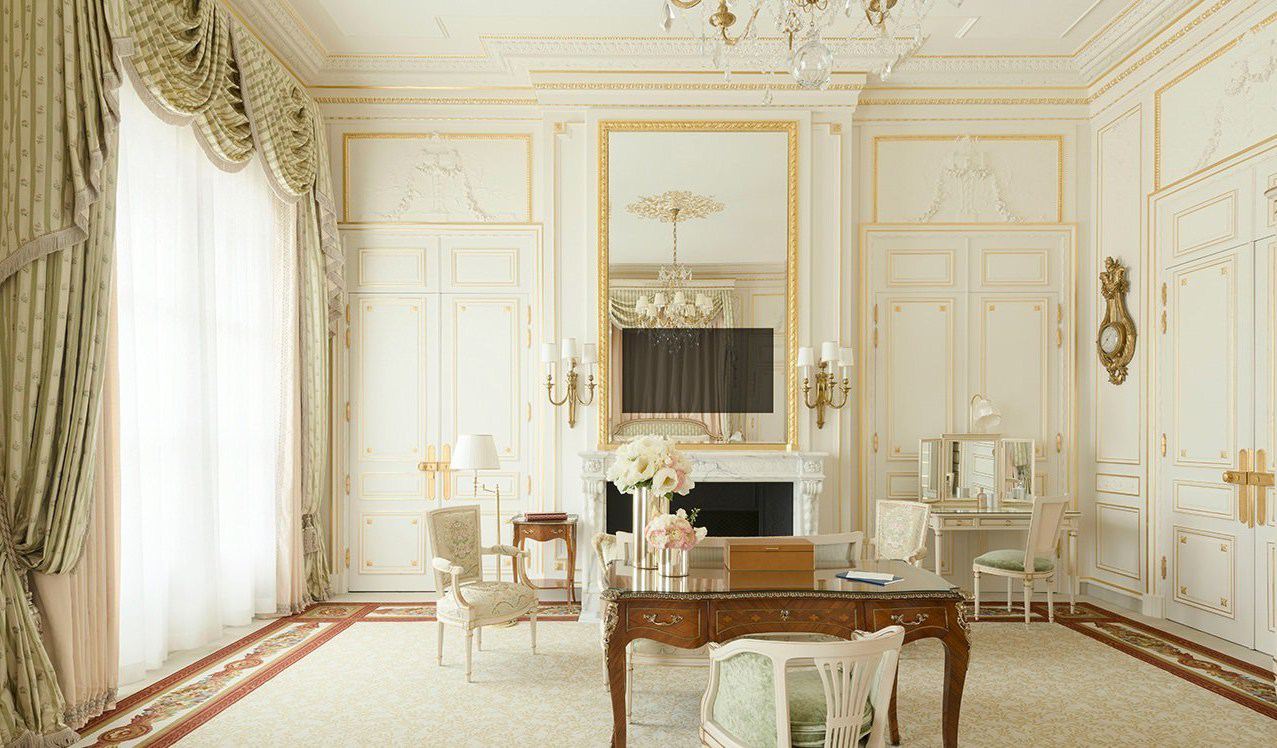 paris ritz French design suite vendome 001