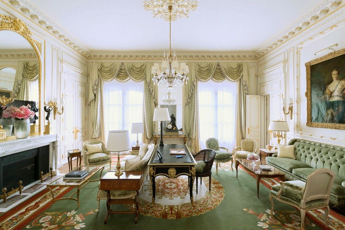 paris ritz French design suite vendome living room 002