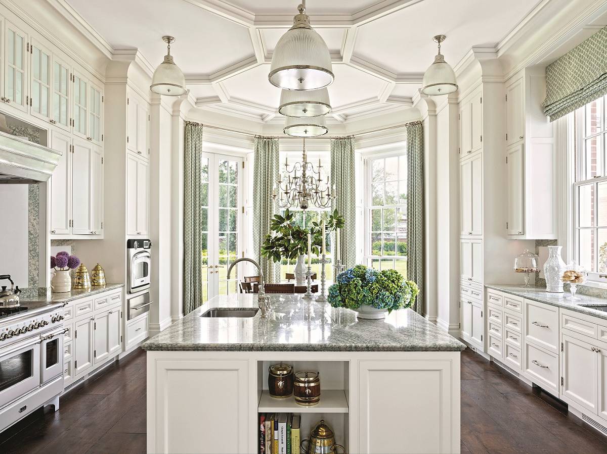 Contemporary Traditional Design kitchen