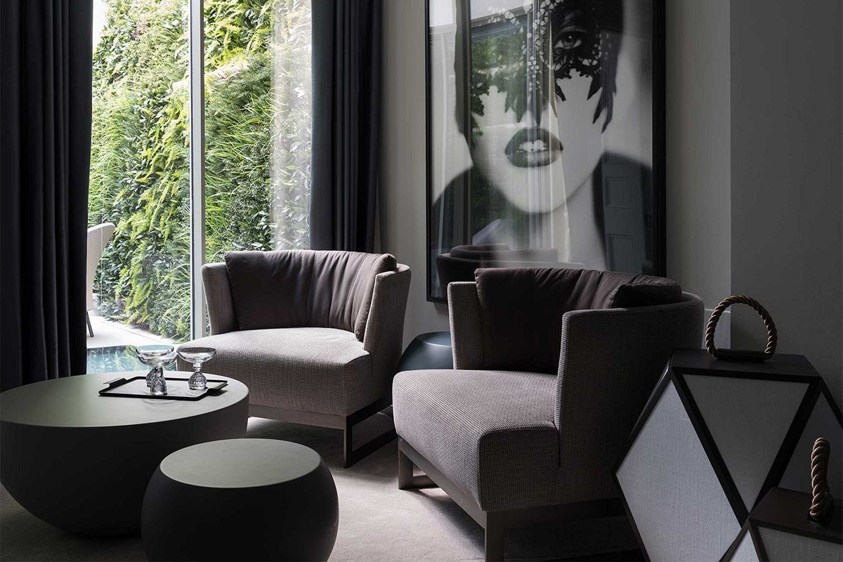 Wilton Knightsbridge townhouse renovation lounge